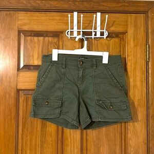 Supplies green cargo shorts size 10 30W 4 inch inseam